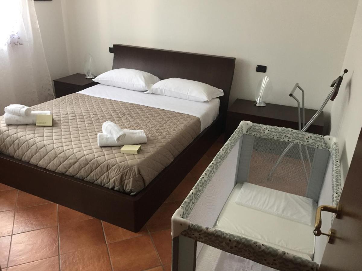 Home La Rosa Del Garda Песк'єра-дель-Гарда Екстер'єр фото